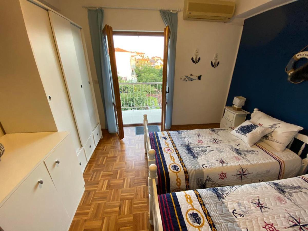 Apartment Dental Herceg Novi Buitenkant foto