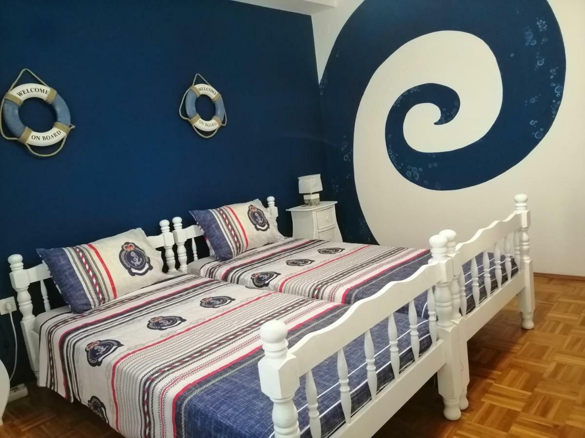 Apartment Dental Herceg Novi Buitenkant foto