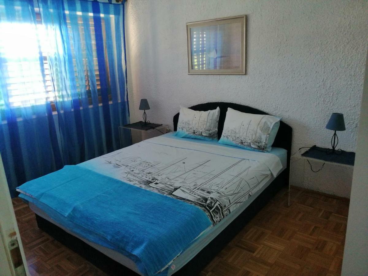 Apartment Dental Herceg Novi Buitenkant foto